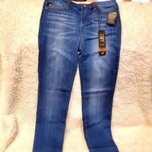 NWT Celebrity Pink girls  Size 16 Skinny Jeans